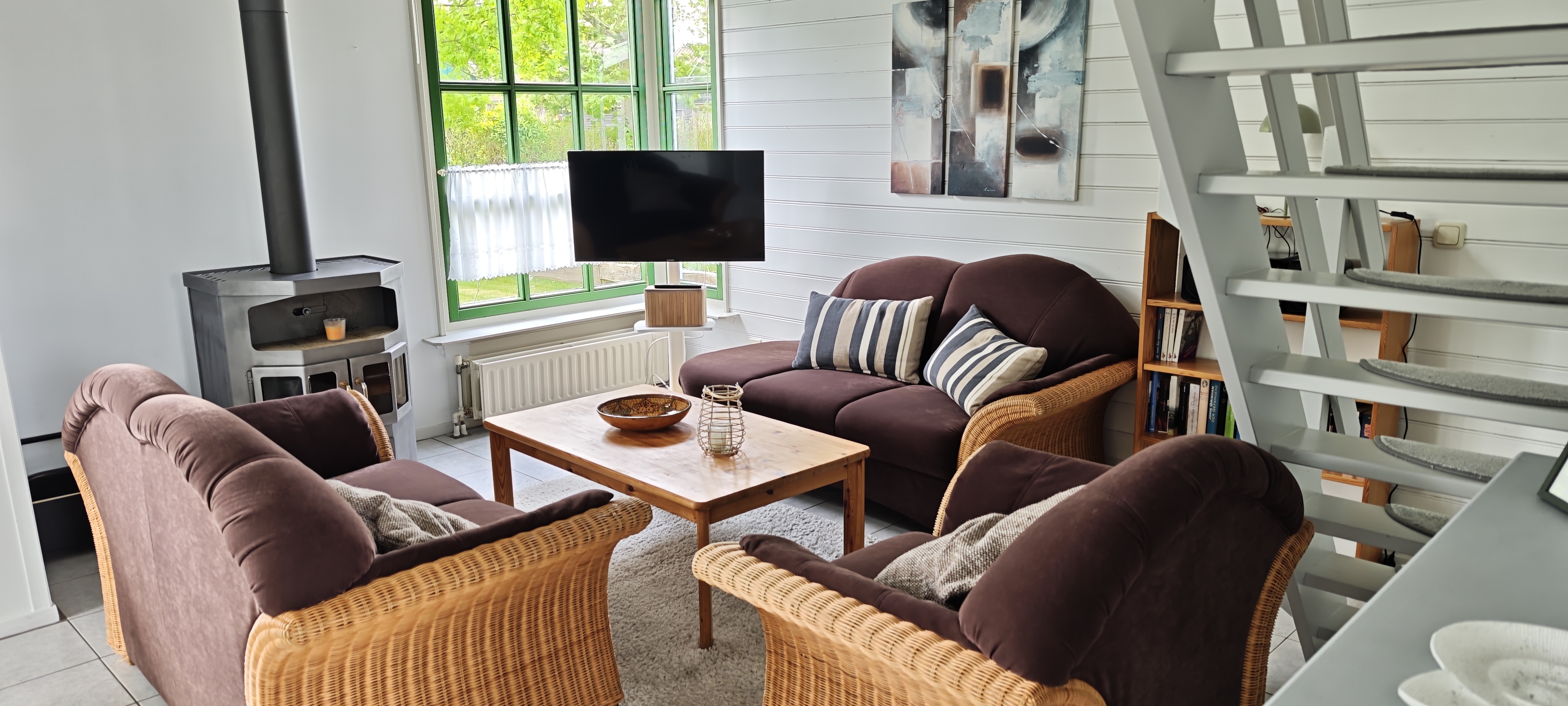 Wohnzimmer mit Kamin